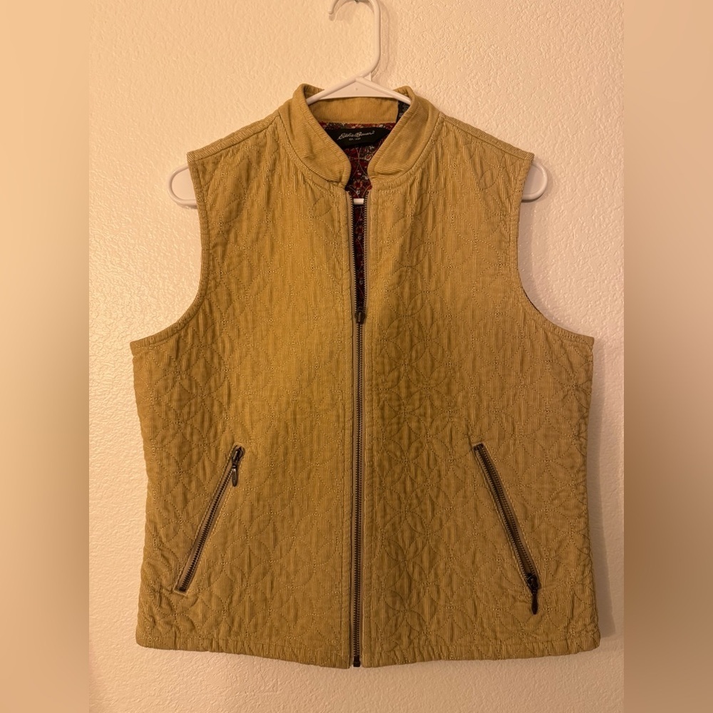 Eddie Bauer Tan Quilted Cotton Vest Floral Interior Fabric Cottagecore